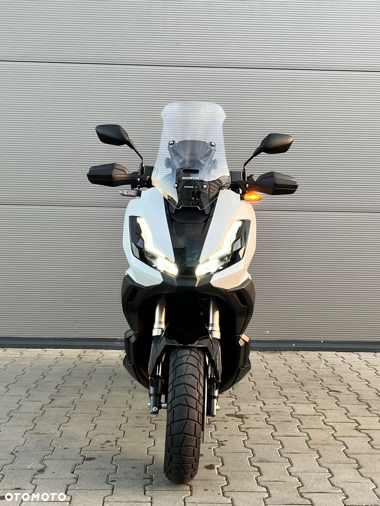 Honda ADV350 - 2