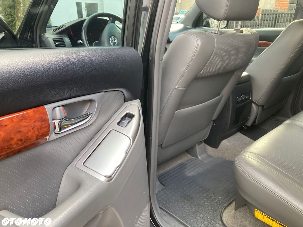 Toyota Land Cruiser 3.0 D Luna Platinium - 20