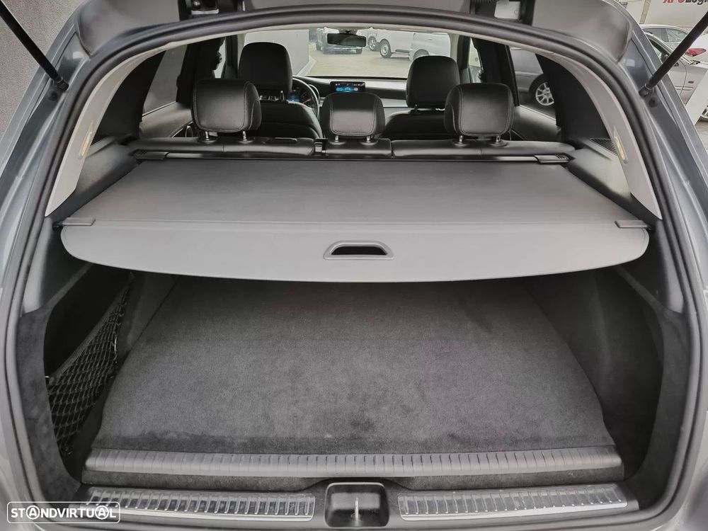 Mercedes-Benz GLC 300 e 4Matic - 39