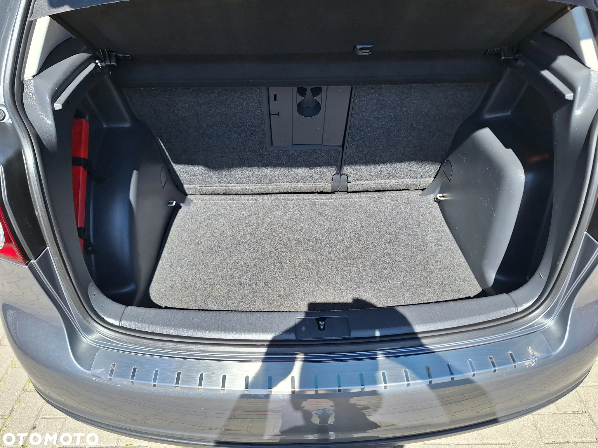 Volkswagen Golf Plus 1.9 TDI Cross - 25