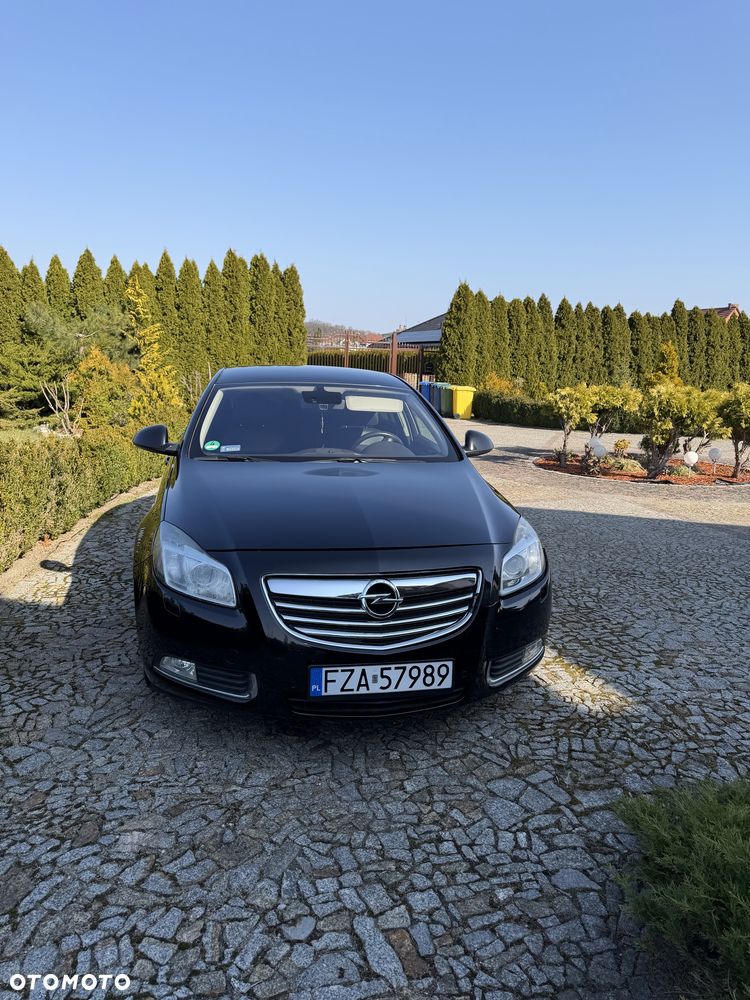 Opel Insignia - 1