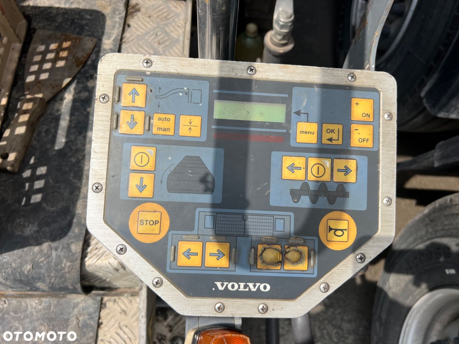 Volvo Abg P 7820 C - 25