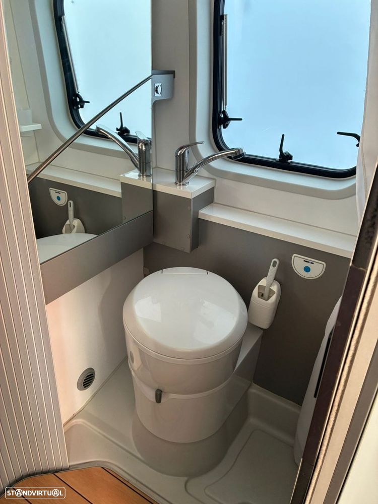 Citroen Jumper 2.0 BlueHDi 35 L4 CD - 32