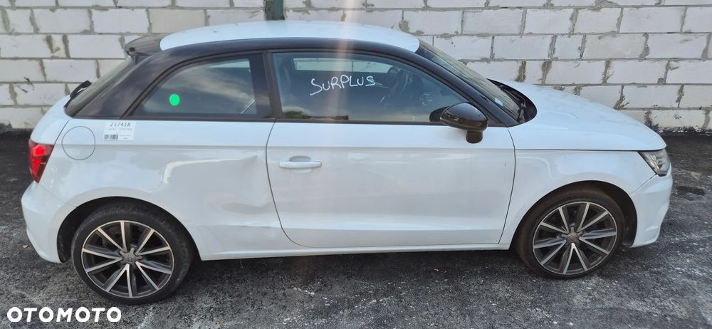 Audi A1 Sportback 1.6 TDI Design S tronic - 4