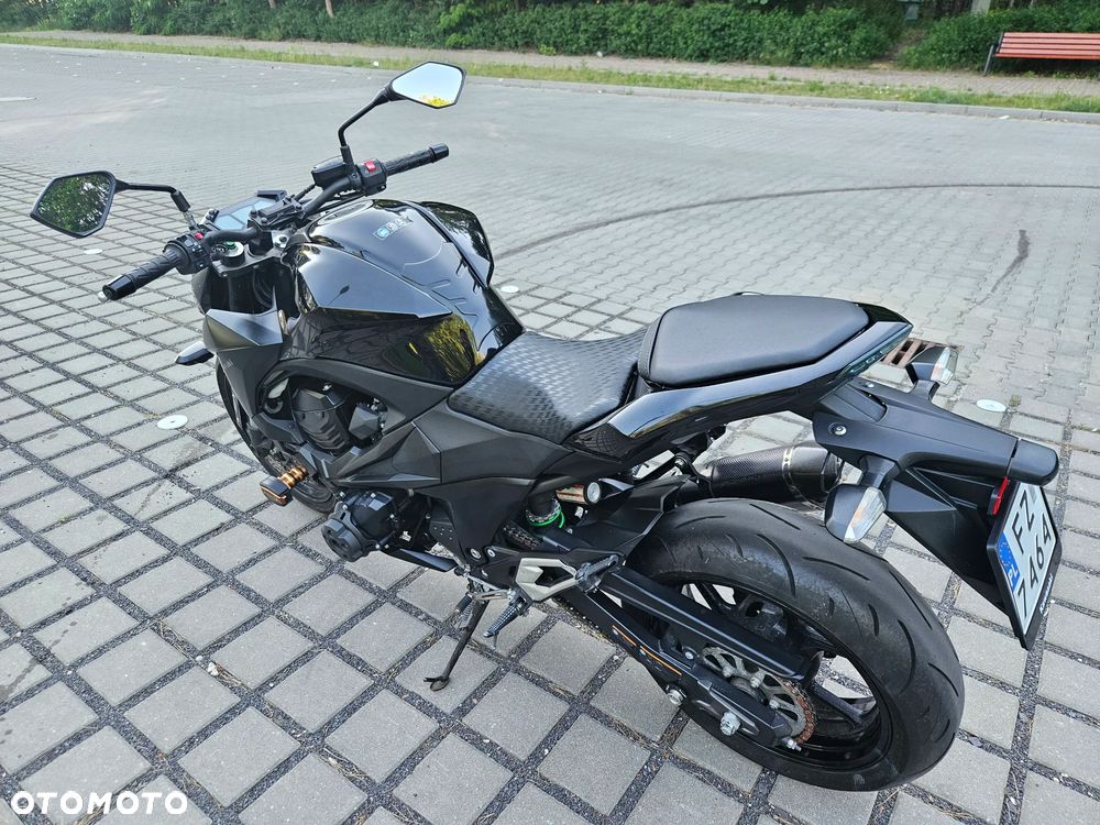 Kawasaki Z - 9