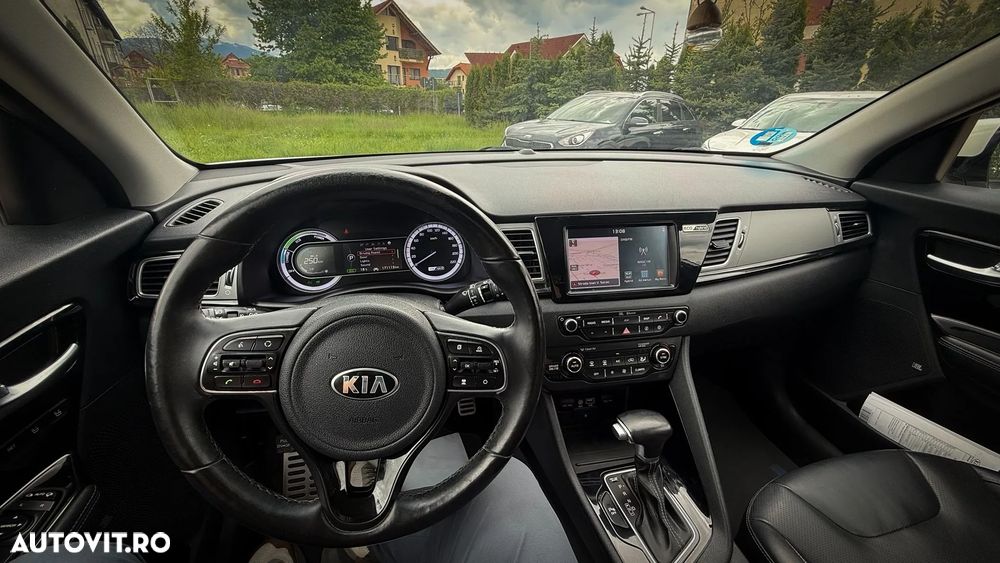 Kia Niro 1.6 GDI 2WD Aut. Edition 7 - 10