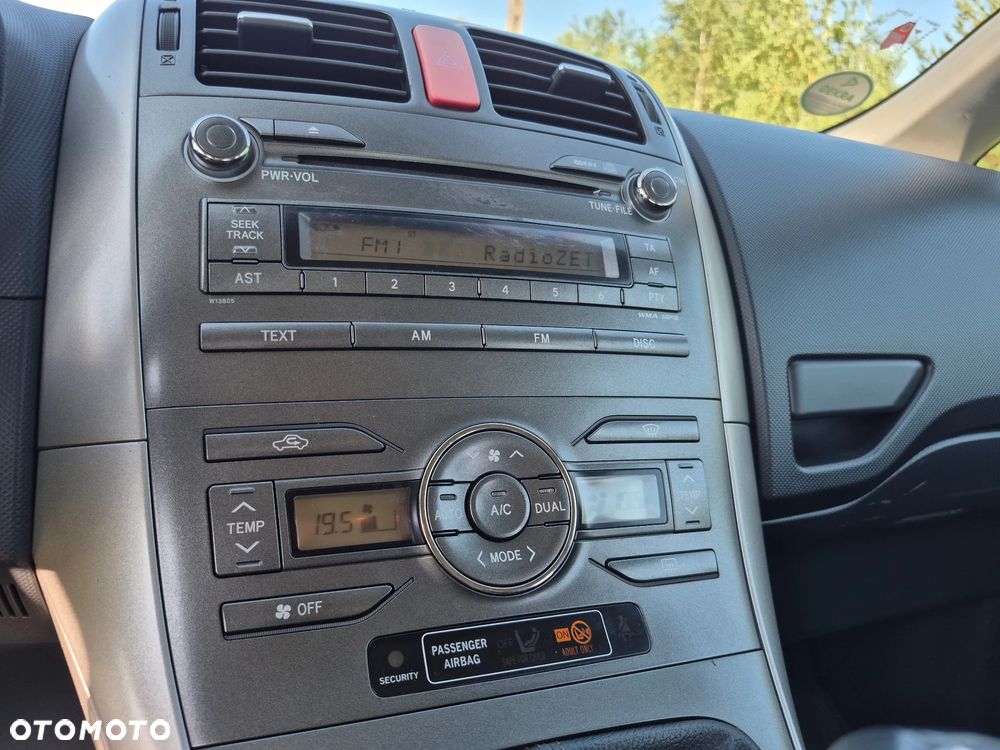 Toyota Auris - 17