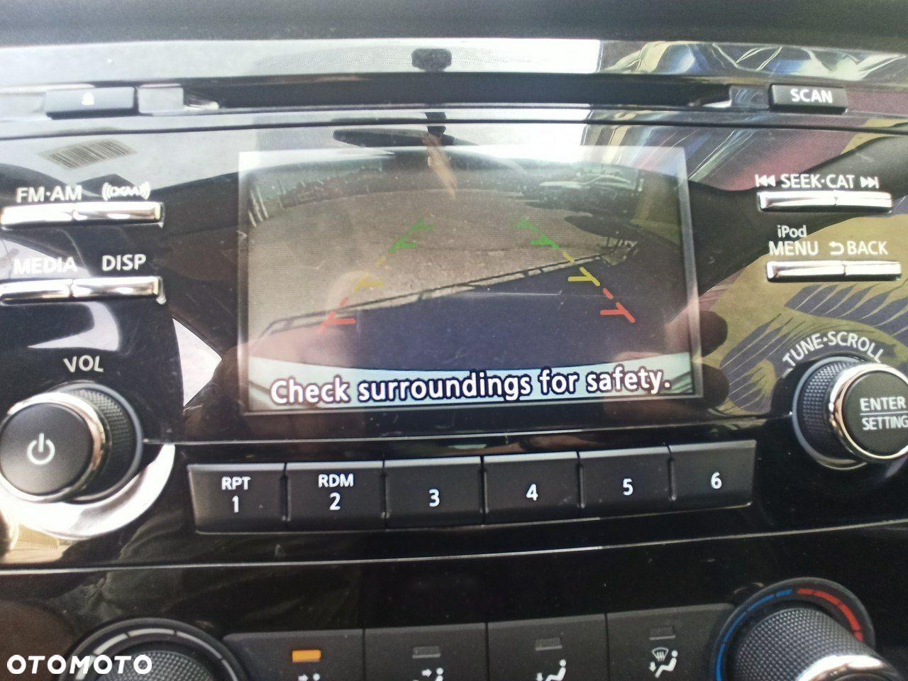 Nissan Rogue - 17