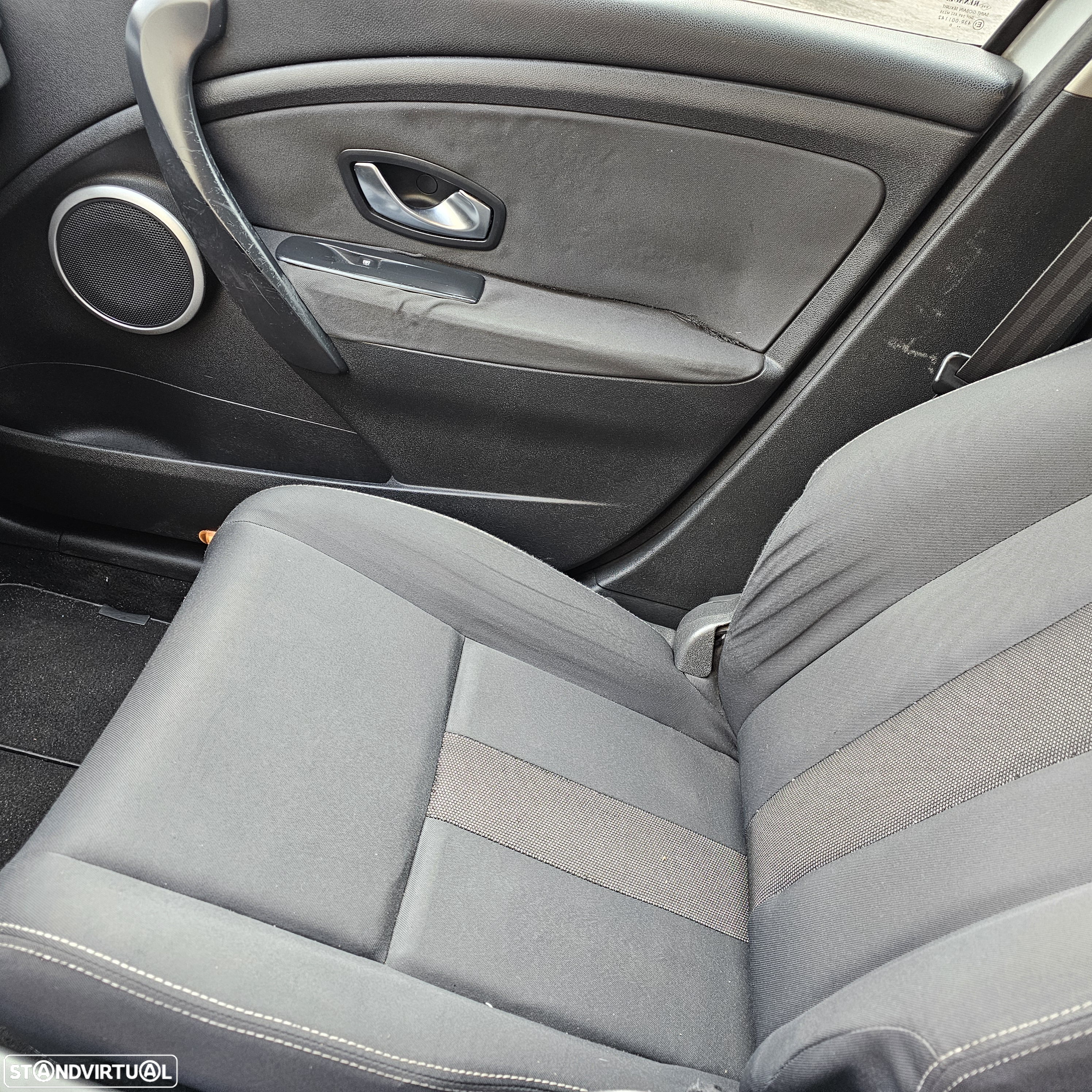 Renault Mégane Break 1.5 dCi Confort - 8