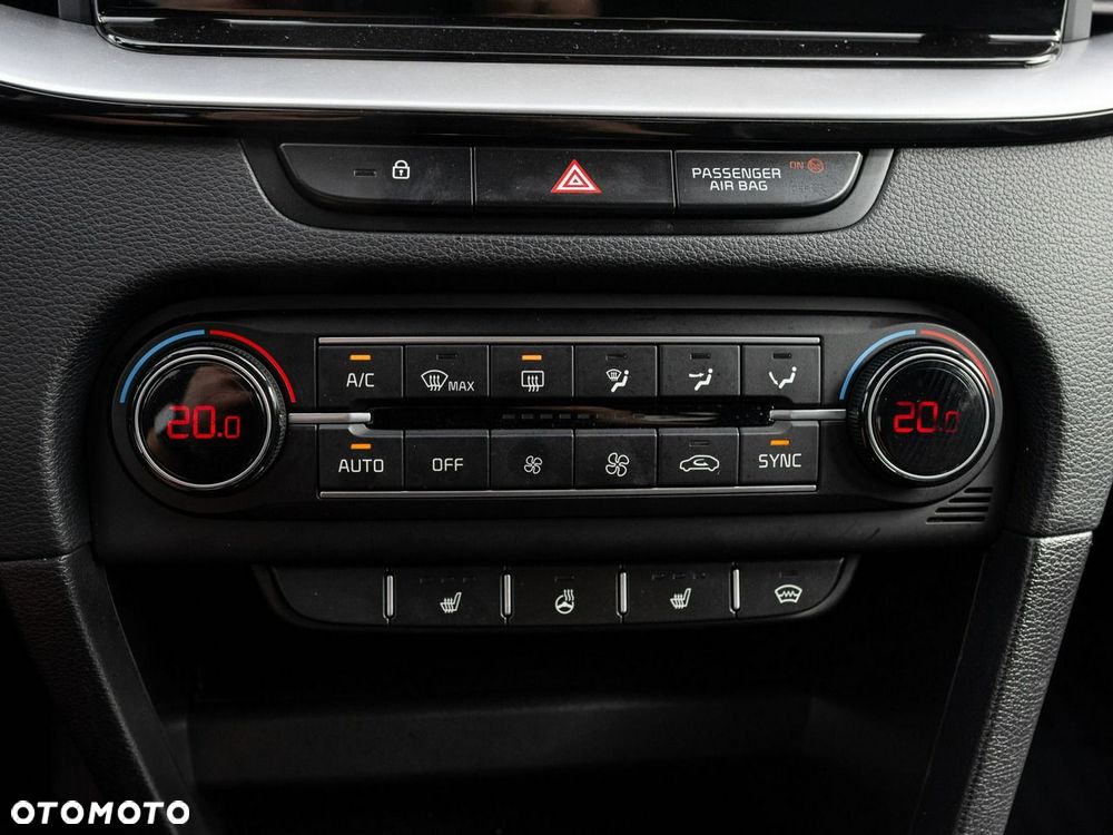 Kia Ceed 1.5 T-GDI L - 17