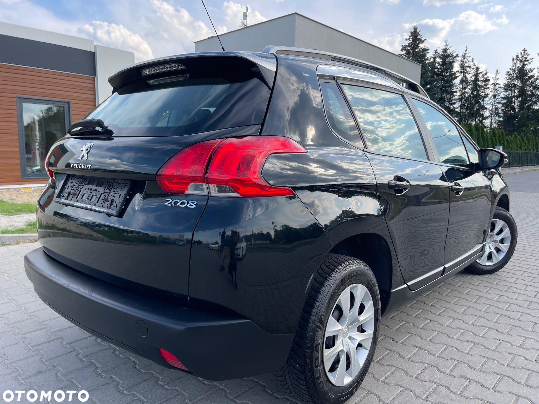 Peugeot 2008 - 9