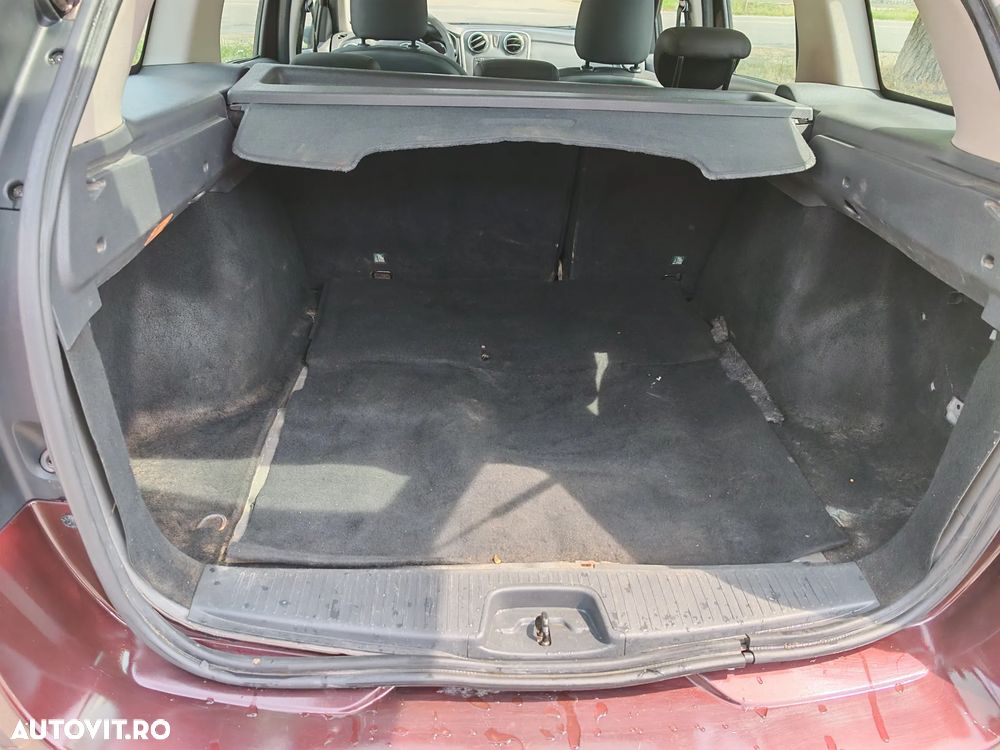 Dacia Logan MCV 1.5 dCi 90 CP Laureate - 10