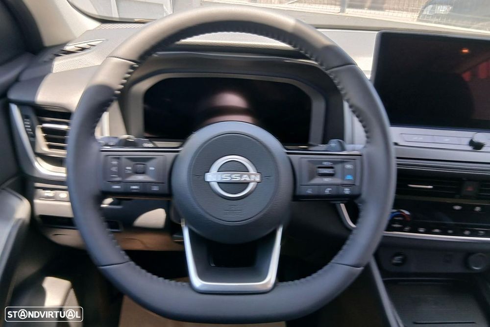 Nissan Qashqai 1.3 DIG-T N-Connecta LED Xtronic - 9