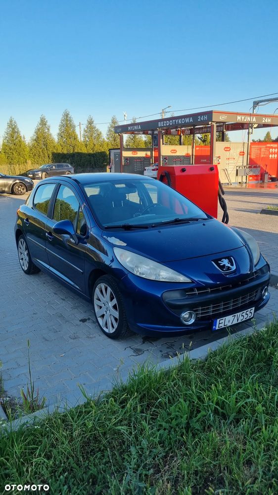 Peugeot 207 1.6 - 8