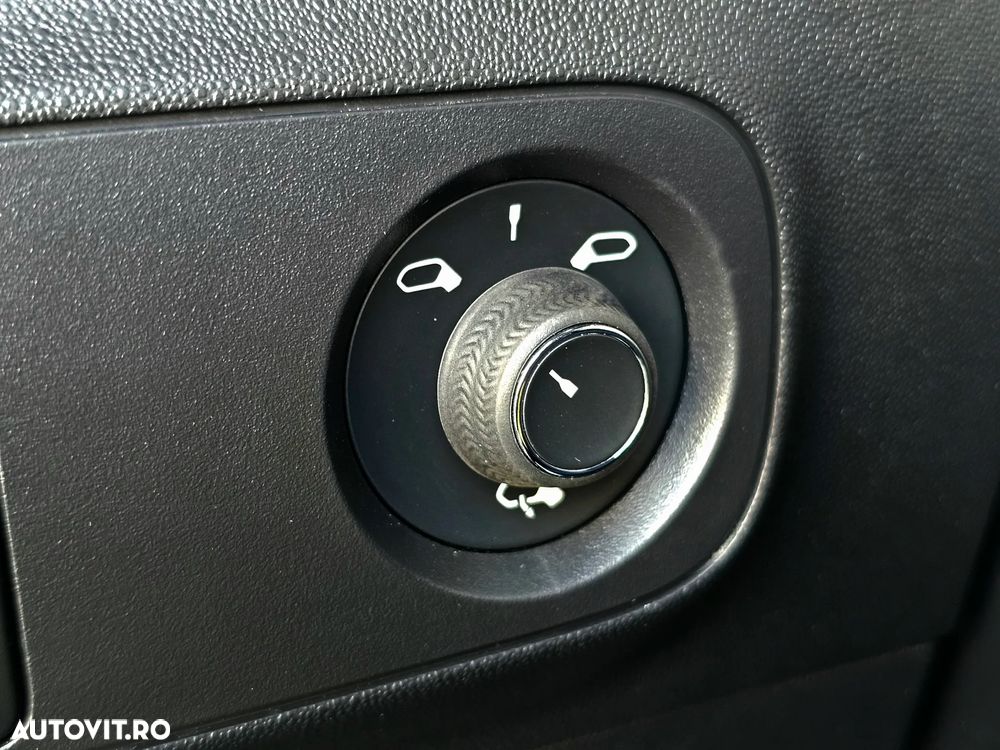 Citroën C3 1.2 PureTech BVM Feel - 27