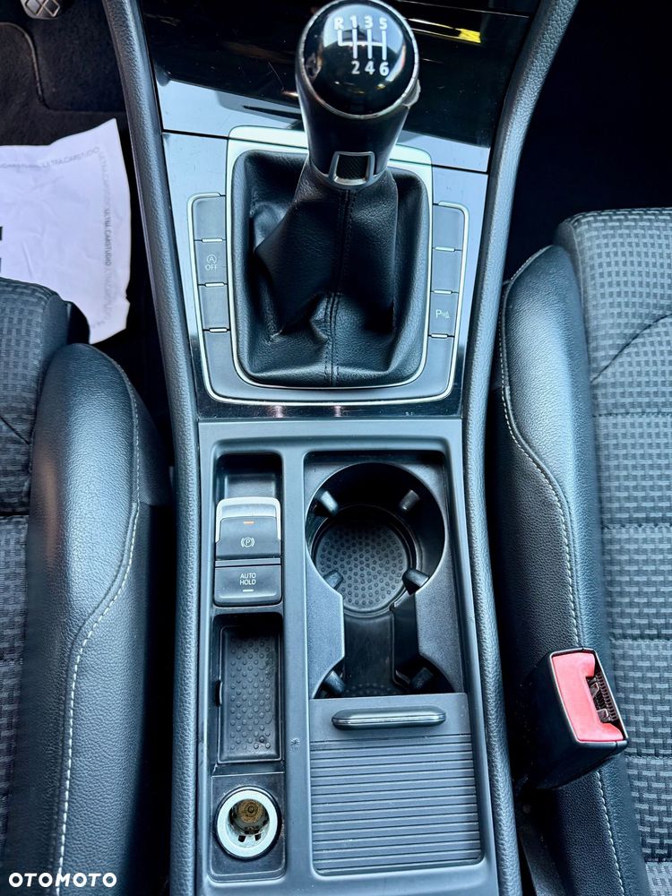 Volkswagen Golf 2.0 TDI 4Motion (BlueMotion Technology) Highline - 7