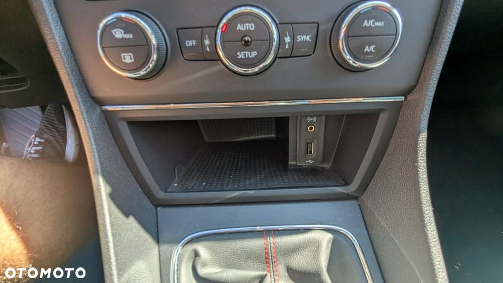 Seat Leon Sportstourer 1.4 TSI FR S&S - 11