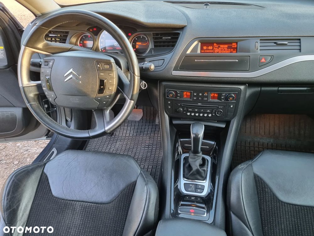 Citroën C5 HDi 135 FAP Exclusive - 23