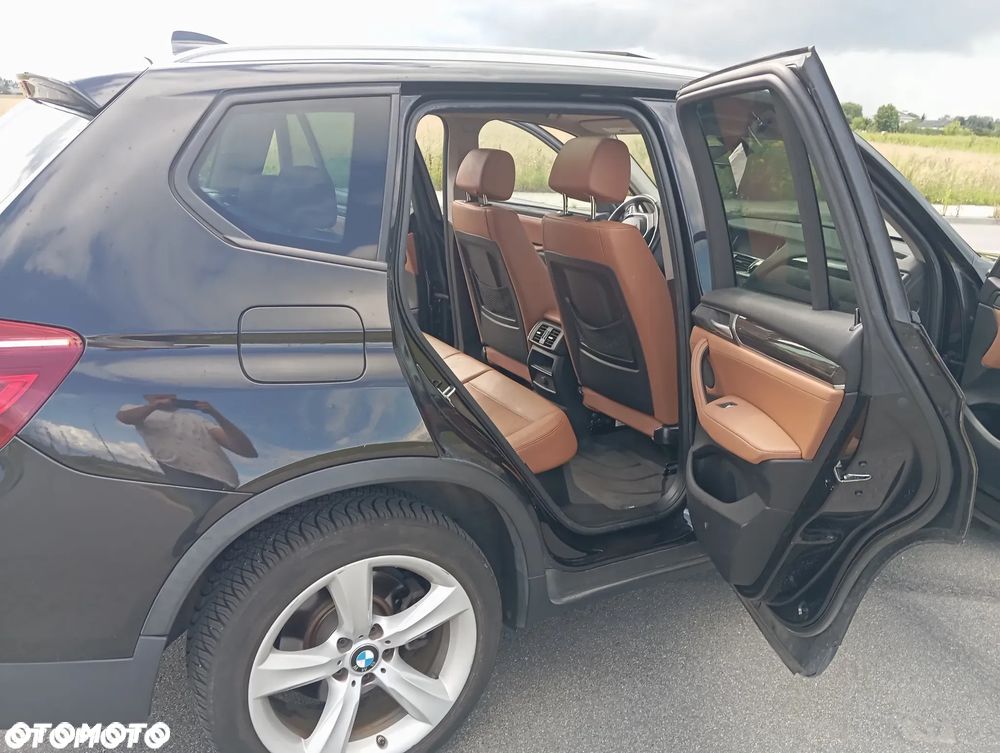 BMW X3 xDrive28i Sport-Aut xLine - 3