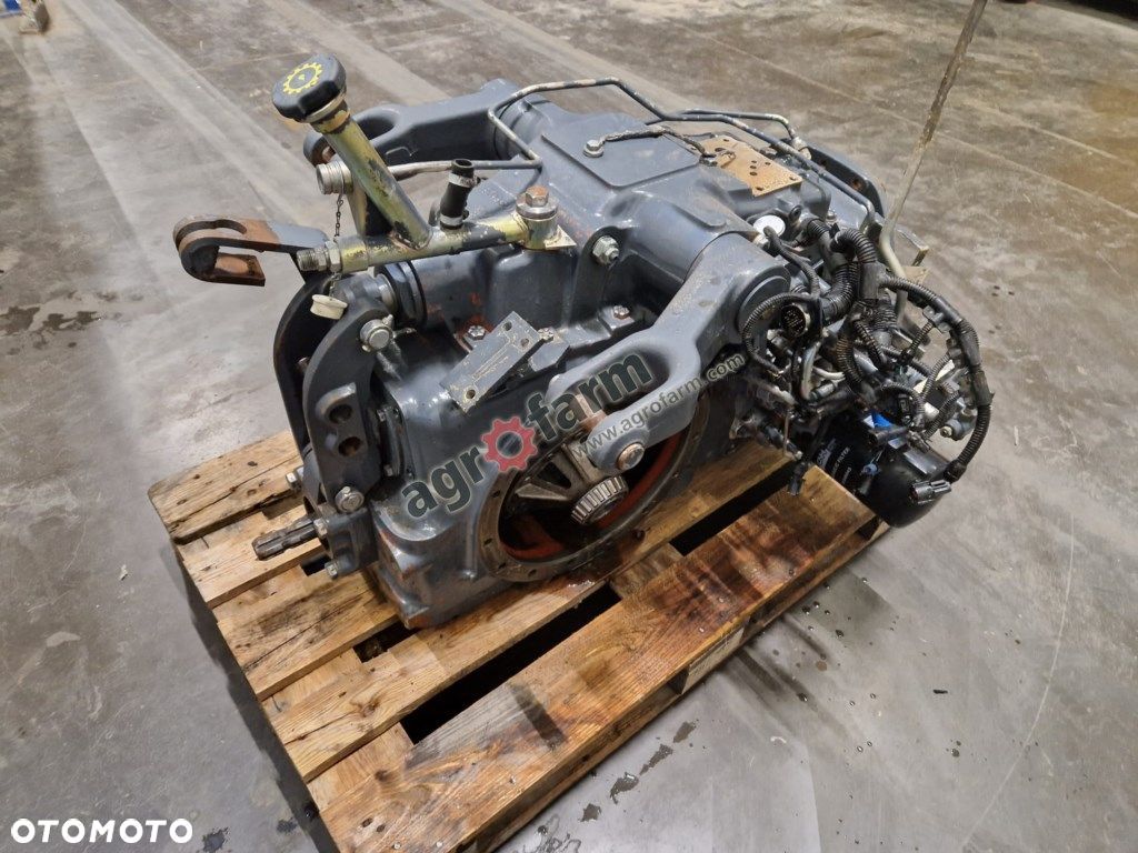 TYLNY MOST FORD 5640   E9NN4024HD - 1