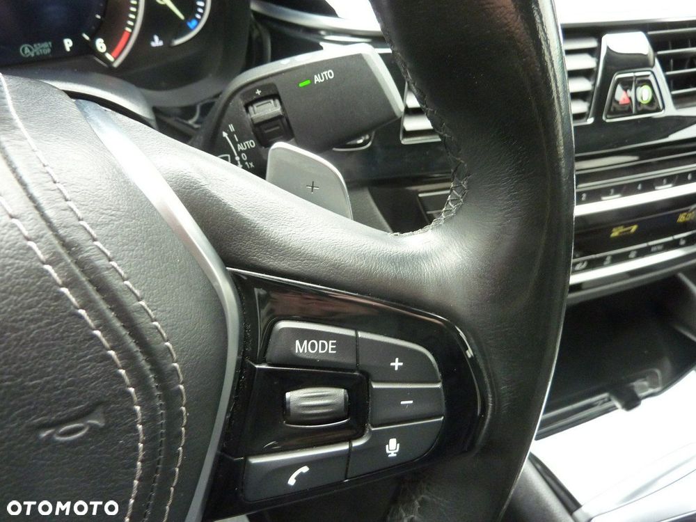 BMW Seria 5 - 33