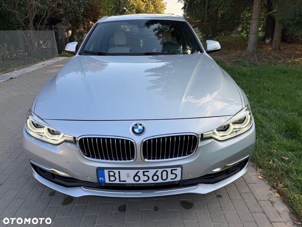 BMW Seria 3 330i - 1