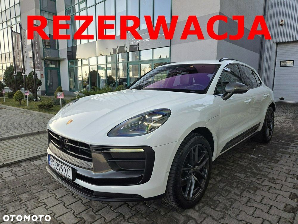 Porsche Macan - 1