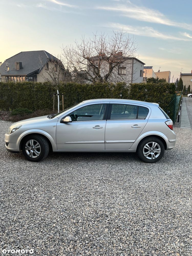 Opel Astra 1.6 Cosmo - 3