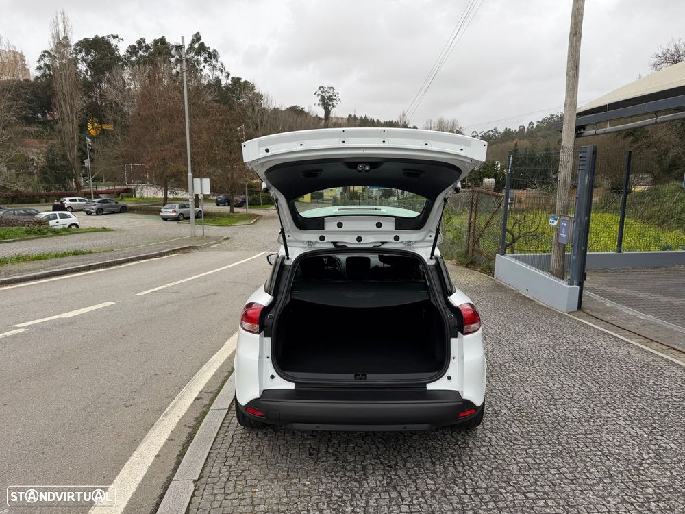 Renault Clio Sport Tourer - 9