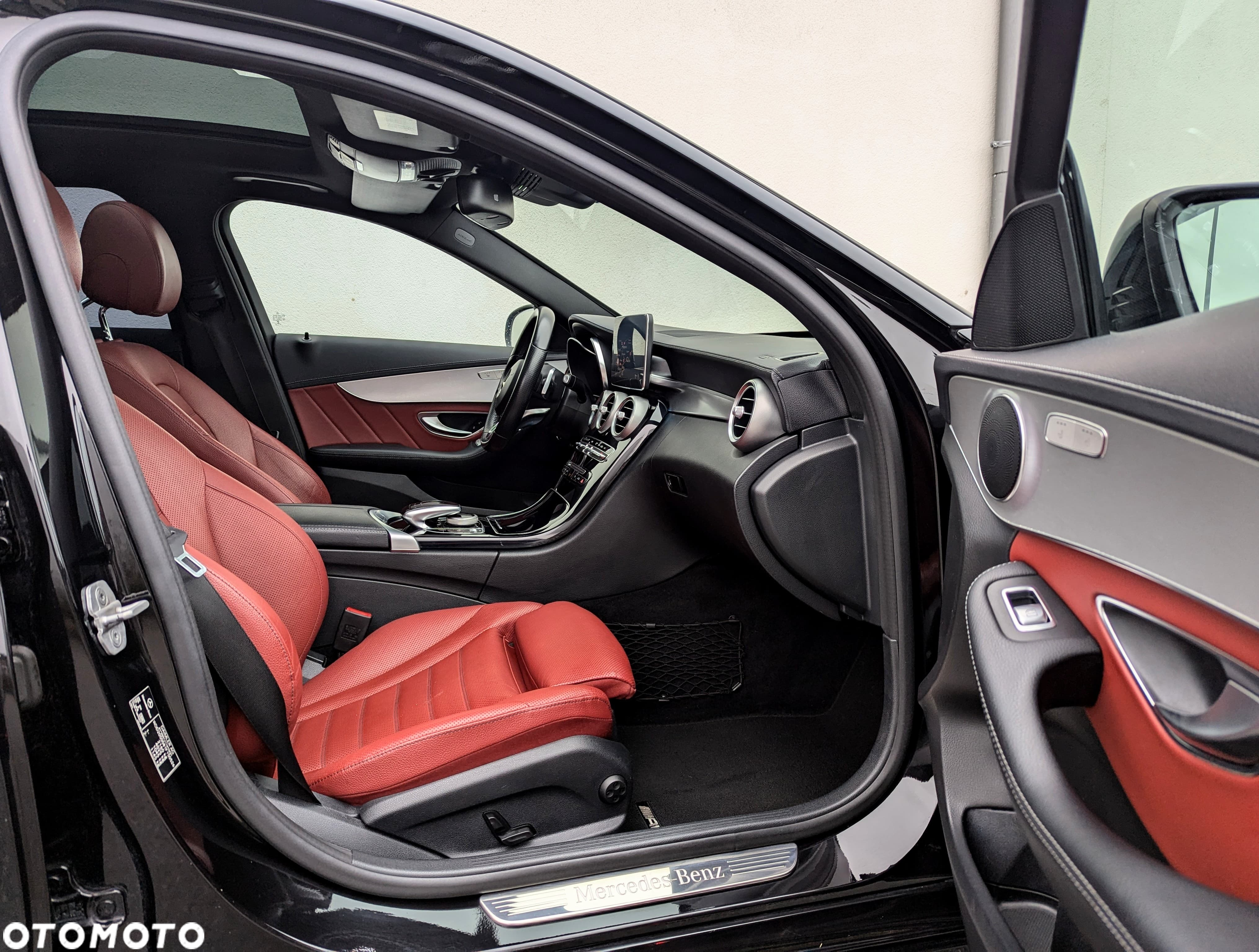 Mercedes-Benz Klasa C 250 (BlueTEC) d 7G-TRONIC - 27