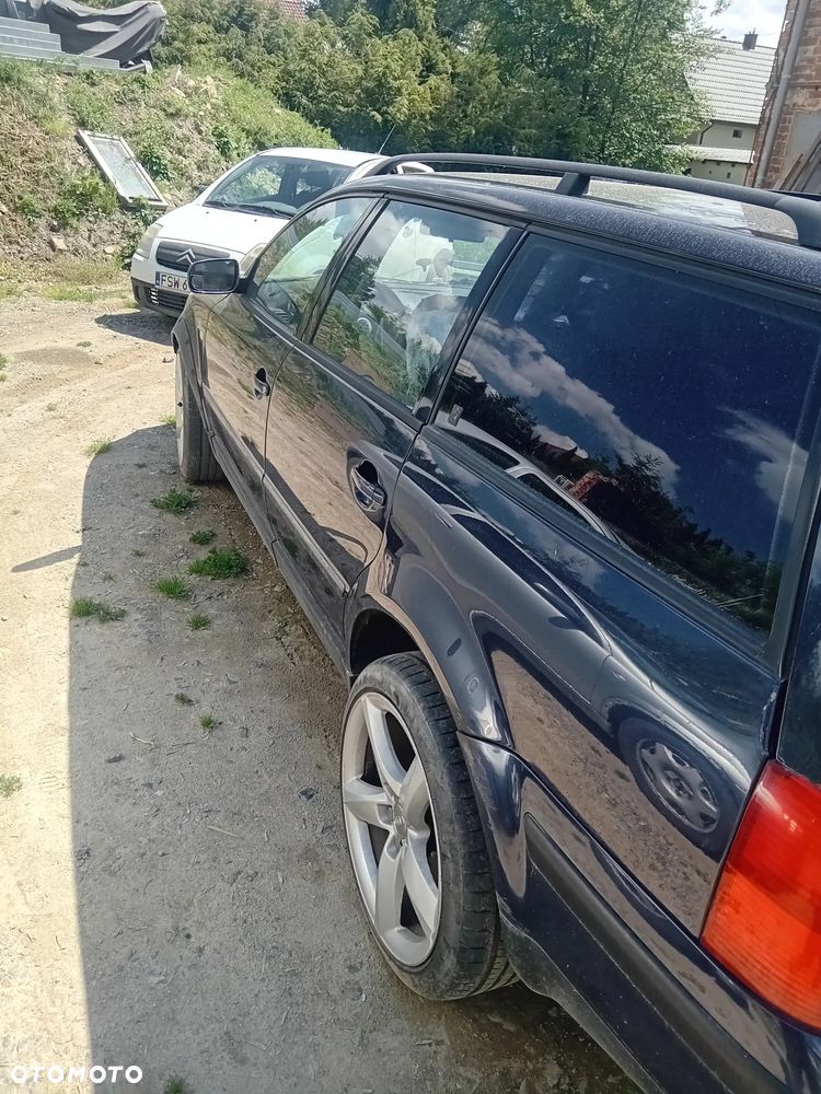 Volkswagen Passat 1.8 - 3