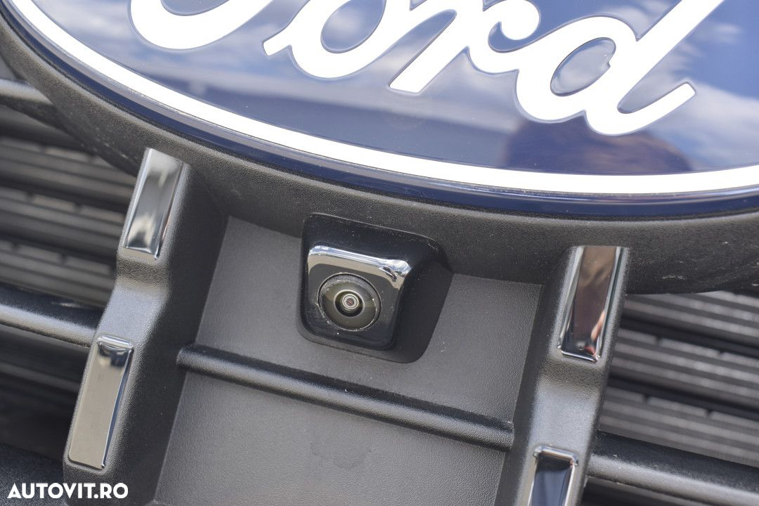 Ford Kuga - 38