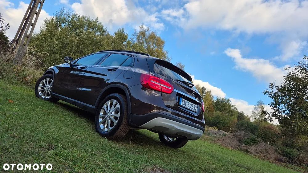 Mercedes-Benz GLA 180 (CDI) d Urban - 14