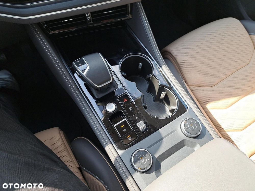 Volkswagen Touareg 3.0 V6 TDI 4Motion Elegance - 17