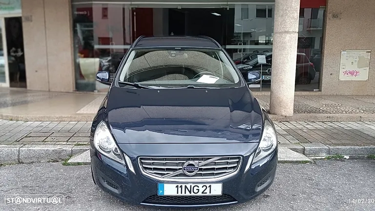 Volvo V60 1.6 D2 Drive Momentum Start/Stop - 4
