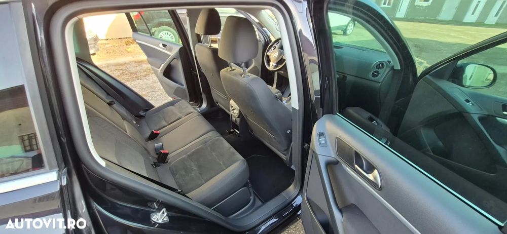 Volkswagen Tiguan - 9