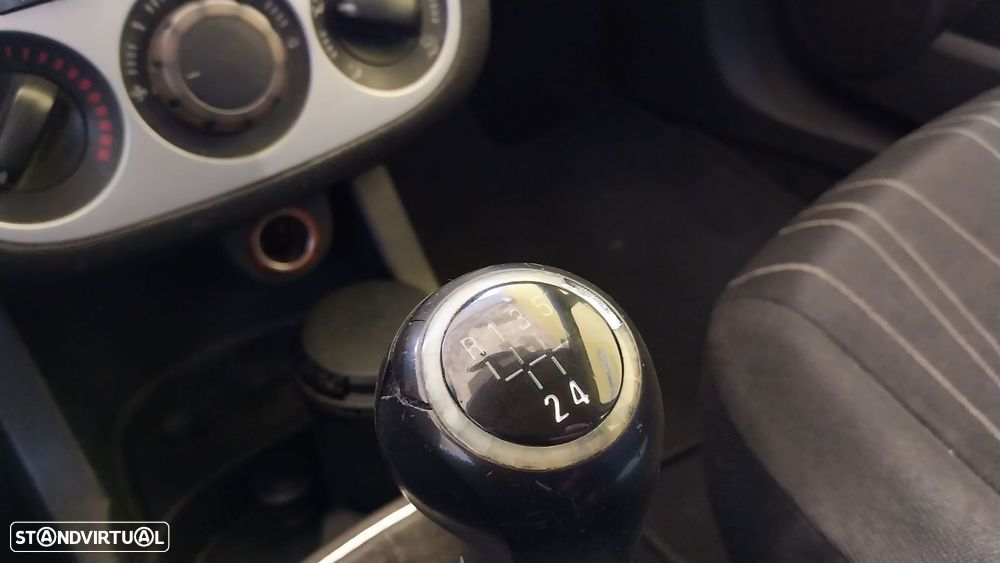 Opel Corsa 1.3 CDTI Enjoy EcoFLEX - 10