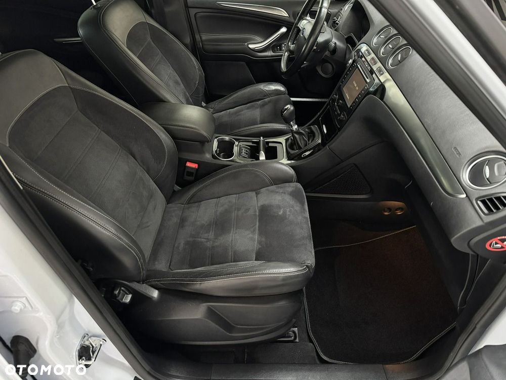 Ford S-Max 2.0 TDCi DPF Platinium X - 17