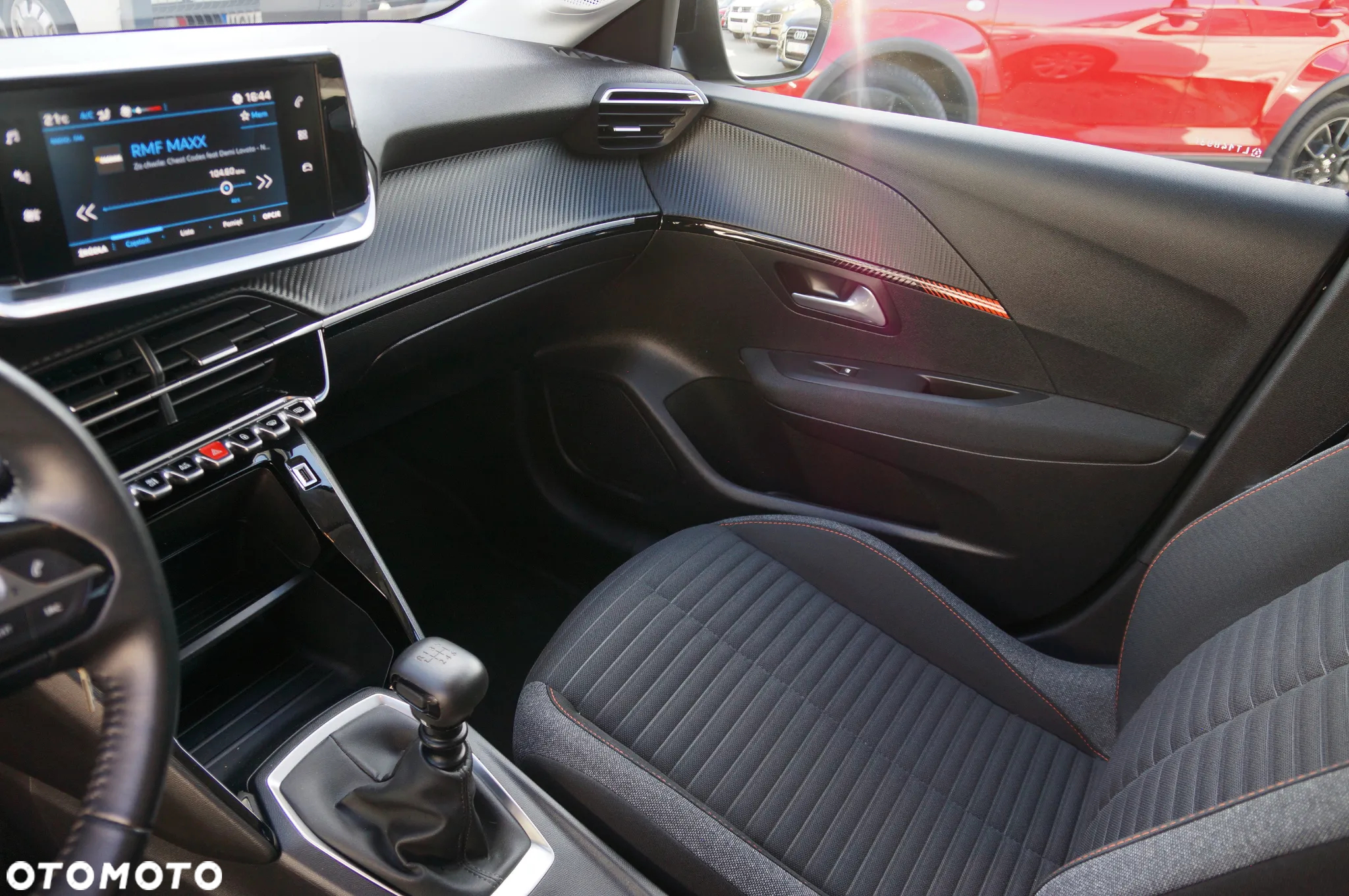 Peugeot 208 PureTech 100 Active - 19