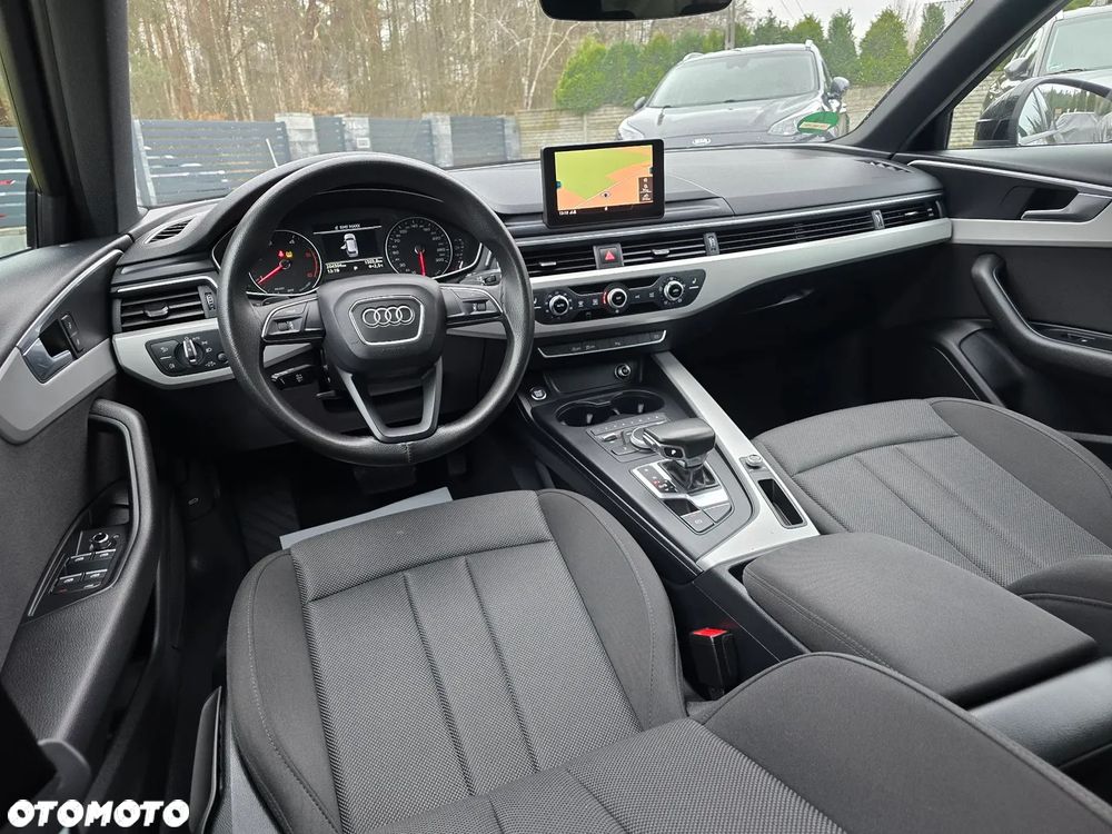 Audi A4 Avant 2.0 TDI S tronic - 24