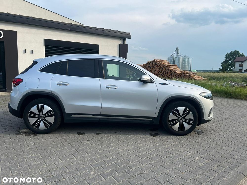 Mercedes-Benz EQA 250 66.5kWh Electric Art - 6