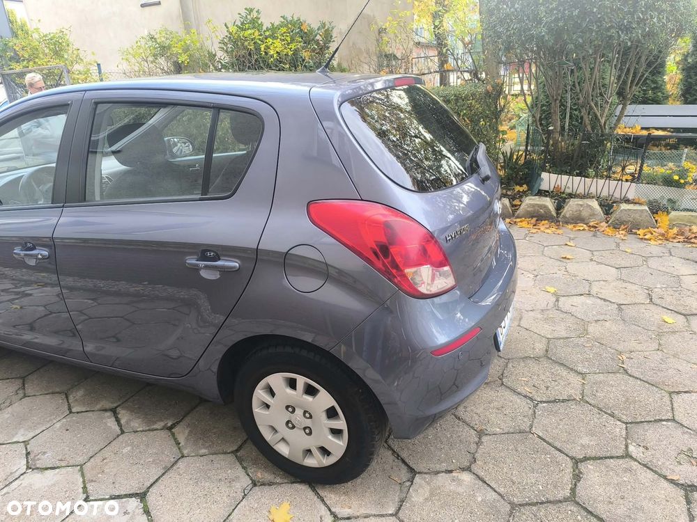 Hyundai i20 - 15