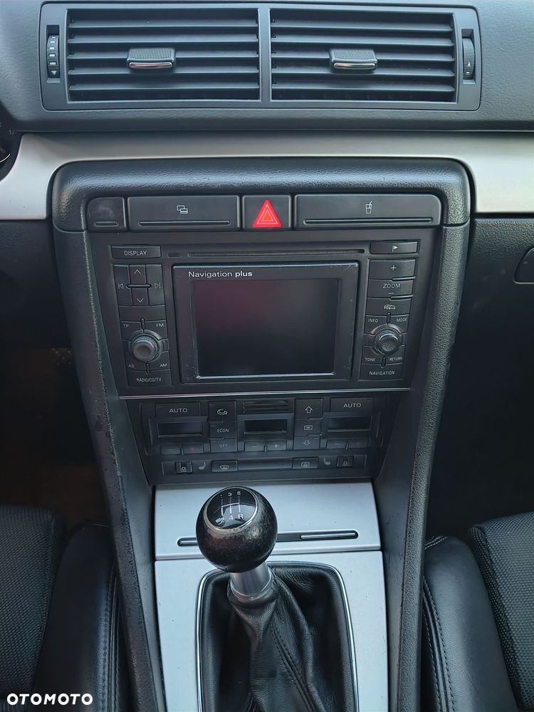 Audi A4 Avant - 12