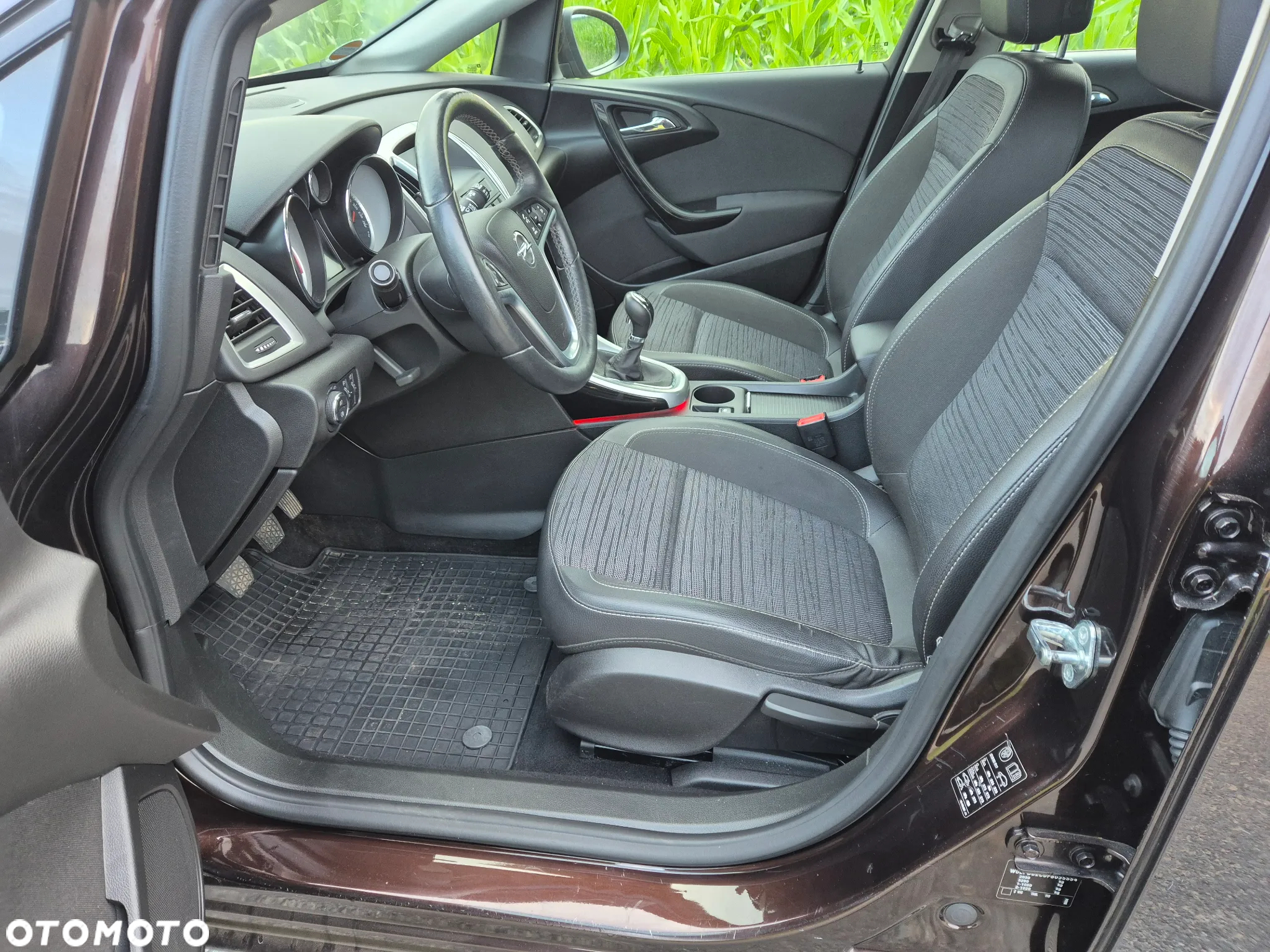 Opel Astra 1.4 Turbo Color Edition - 14