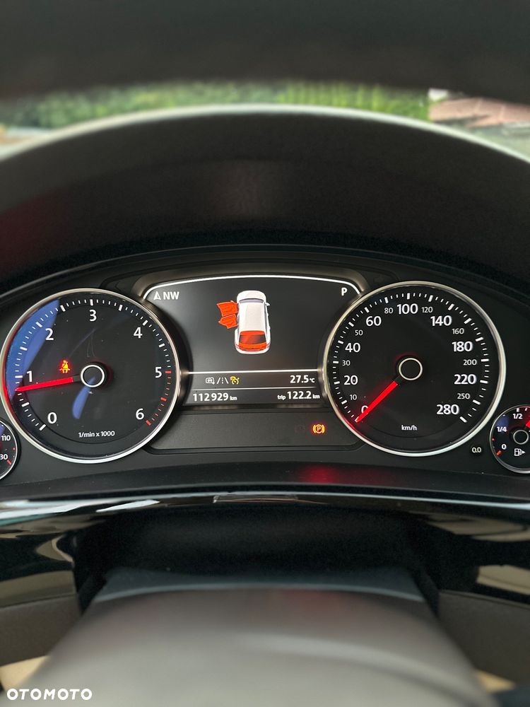 Volkswagen Touareg 3.0 V6 TDI BMT - 9