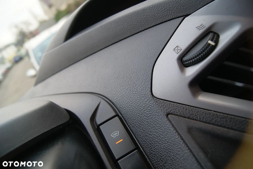 Ford Transit Custom - 34