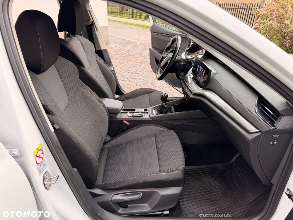 Skoda Octavia 1.5 TSI ACT Ambition - 21