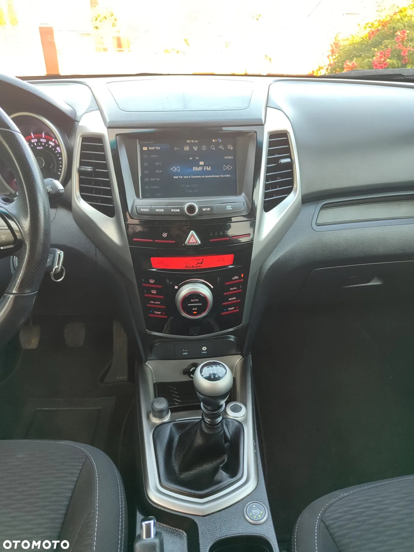 SsangYong/KGM Tivoli 1.6 Crystal Base - 14