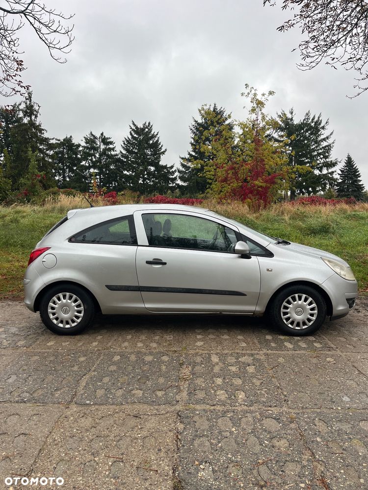 Opel Corsa 2007 photo 2