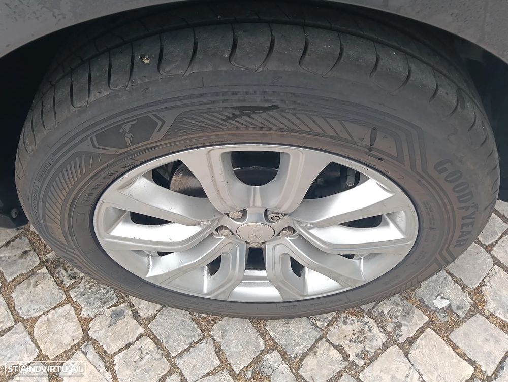 Land Rover Range Rover Evoque TD4 Prestige — fotografia 30